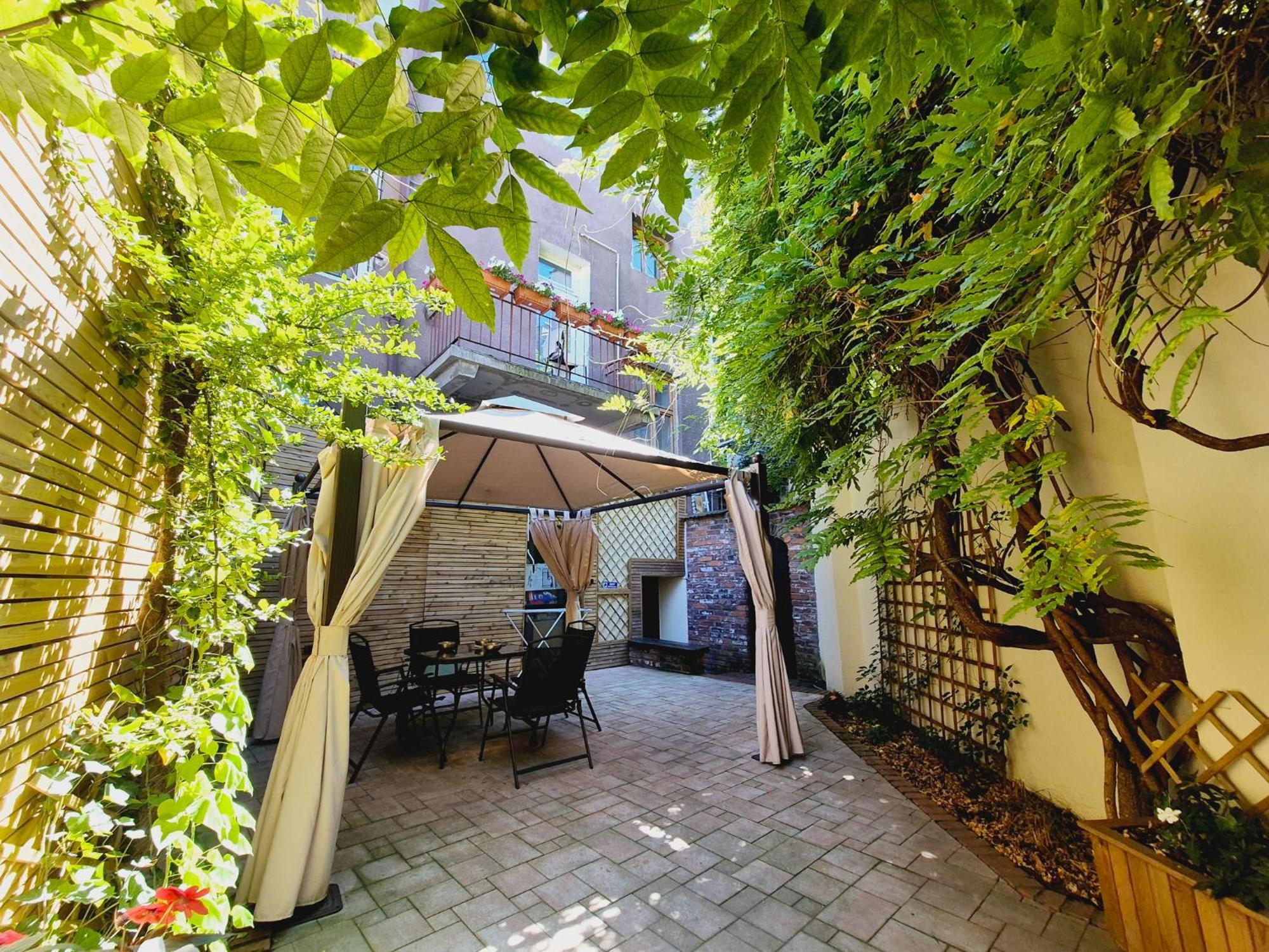 Pini Hostel - Przytulne Pokoje W Centrum Krakowa 외부 사진