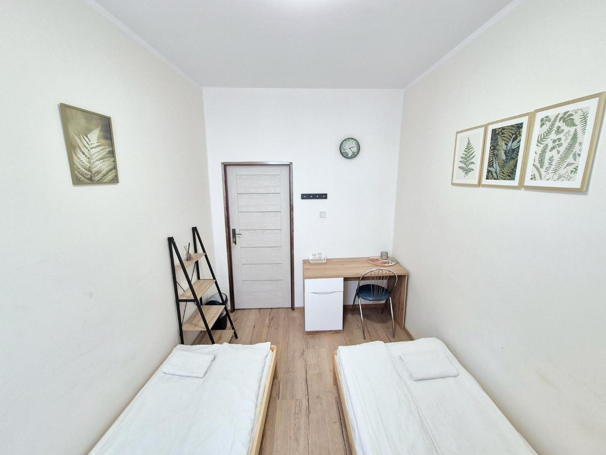 Pini Hostel - Przytulne Pokoje W Centrum Krakowa 외부 사진