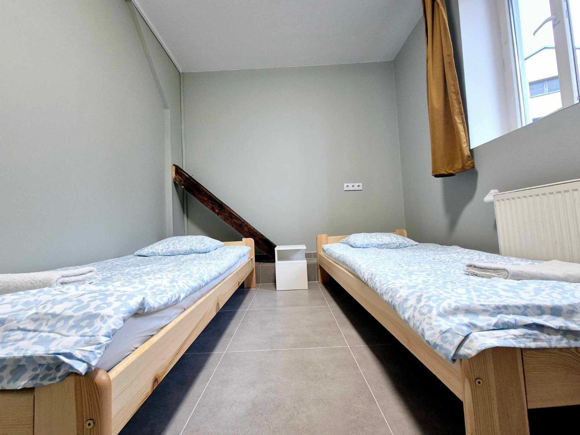 Pini Hostel - Przytulne Pokoje W Centrum Krakowa 외부 사진